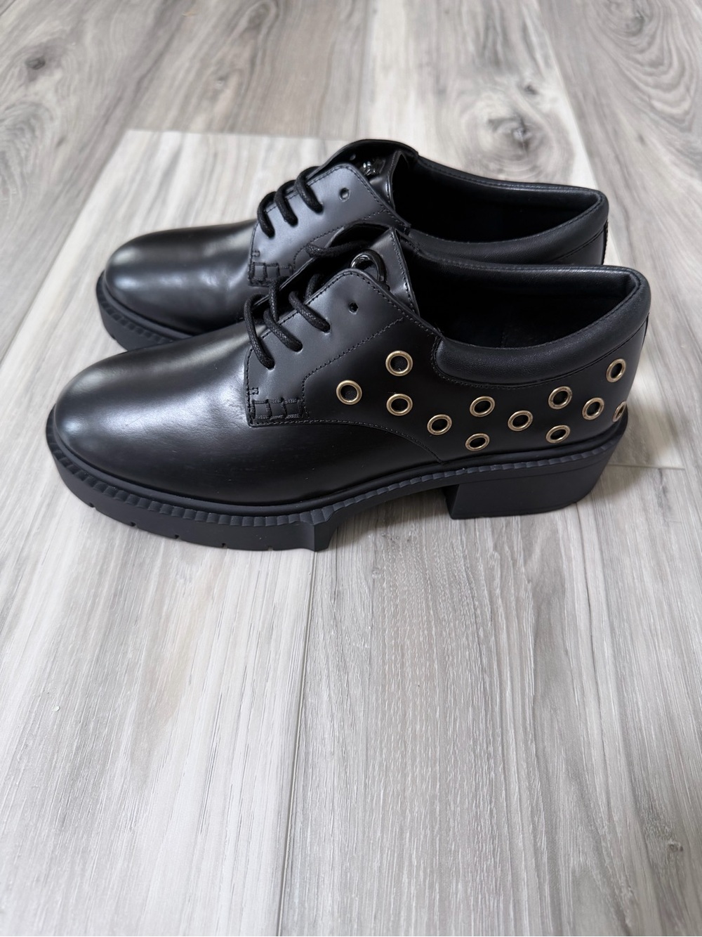 Coach Lyla Platform Derby Grommets Black Leather NWOB 7B